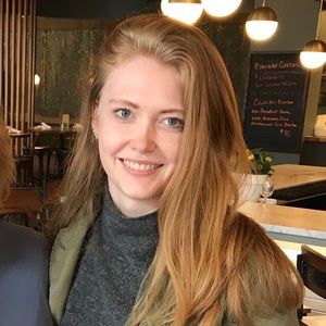 Meet your Posher, Laura